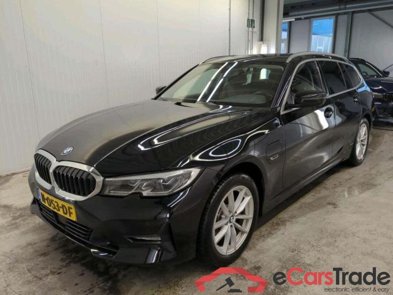 BMW 3-serie Touring 320e Bns Ed.P #1