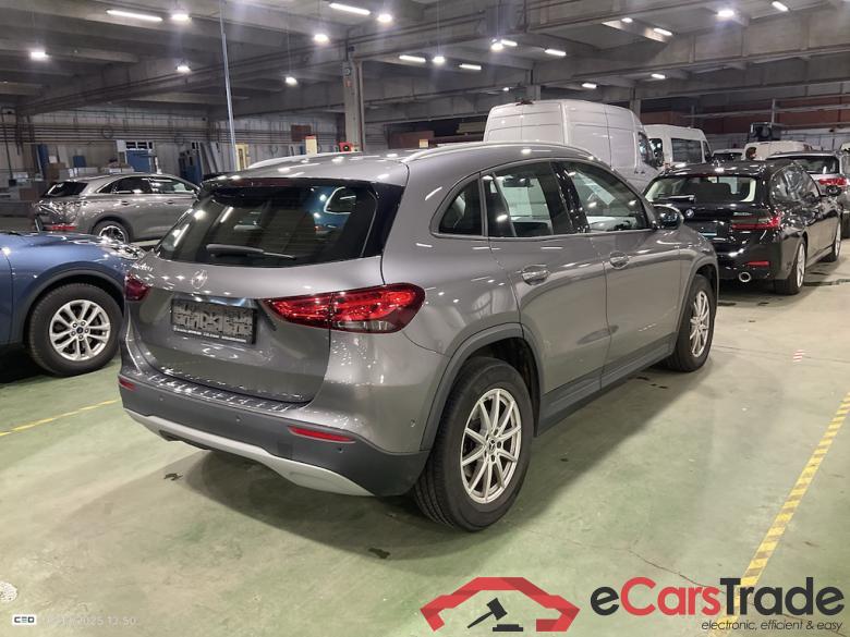 MERCEDES-BENZ GLA - Klasse 2.0 GLA 200 D DCT BUSINESS SOLUTION #4