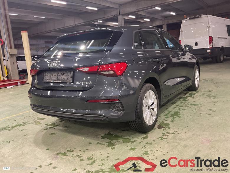 AUDI A3 SPORTBACK 1.4 40 TFSI E S TRONIC SPORTB ATTRACTION #4