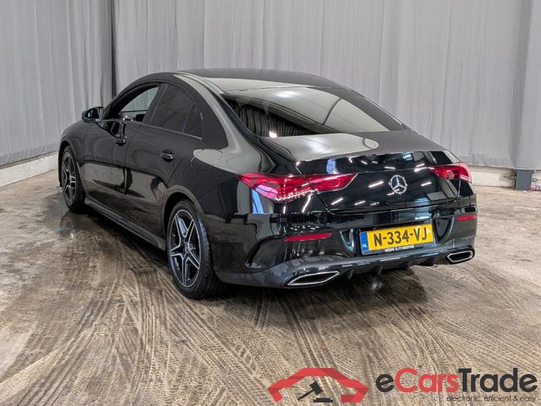 MERCEDES-BENZ CLA-Klasse 180 Bus. Sol. AMG #4