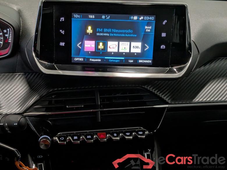 PEUGEOT 208 1.2 PureTech Allure #5