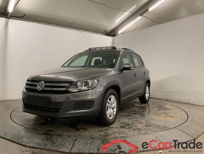 VOLKSWAGEN Tiguan Tiguan Trend & Fun 1.4 TSI BlueMotion Technology 92 kW (125 ch) 6 vitesses manuel #1