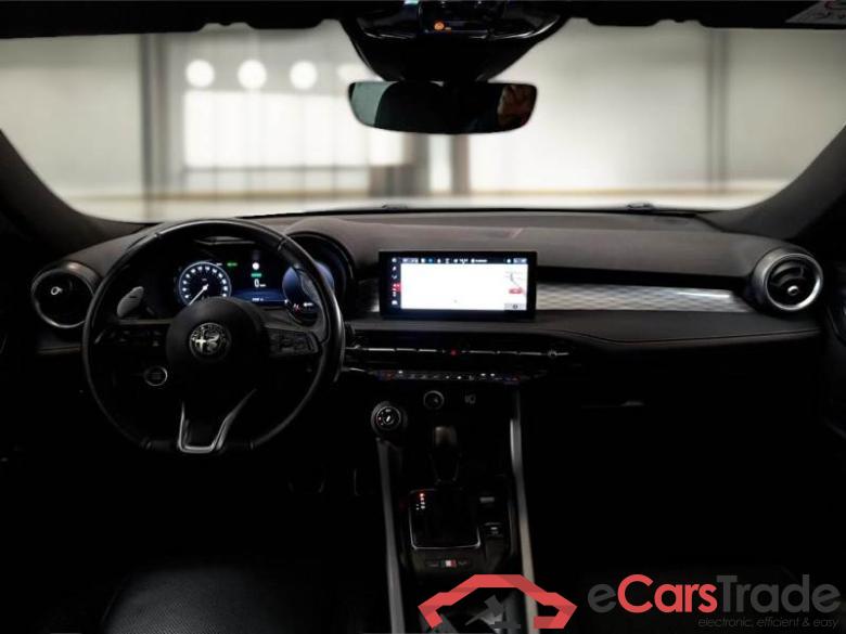 ALFA ROMEO TONALE / 2022 / 5P / SUV 1.3 280CV PLUG-IN HYBRID AT6 VELOCE Q4 #3