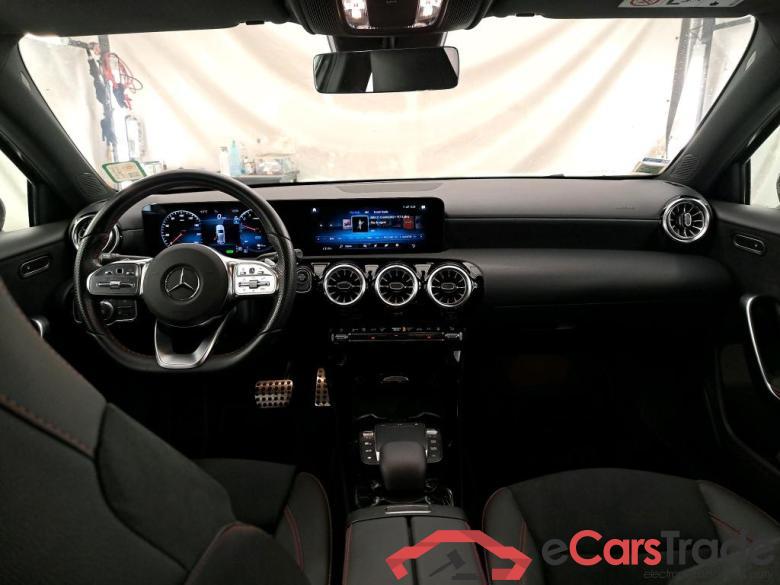 MERCEDES-BENZ Classe A Compact / 2018 / 5P / Berline A 250 e AMG Line 8G-DCT #5