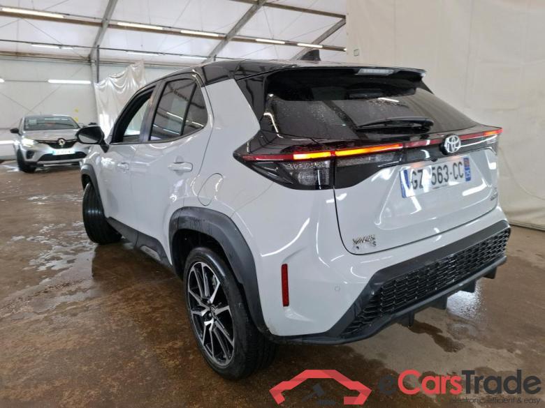 TOYOTA Yaris Cross Hybride / 2021 / 5P / SUV 1.5 HYBRID 116H GR SPORT AUTO #2