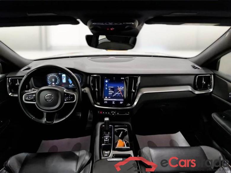 VOLVO V60 / 2019 / 5P / STATION WAGON T6 PLUG-IN AWD AUTOM.RECH.R-DESIGN #3