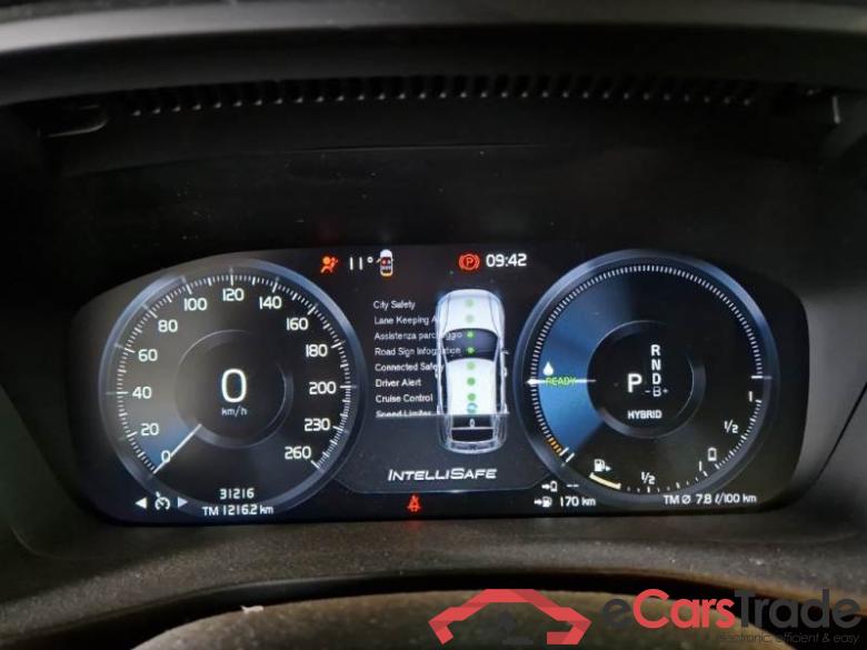 VOLVO XC40 / 2021 / 5P / SUV T4 RECHARGE PLUG-IN AUTO PLUS BRIGHT #4