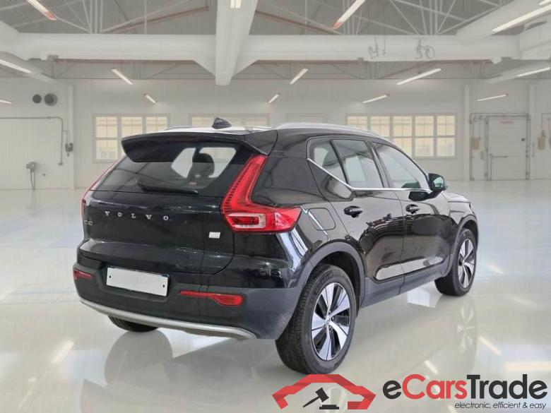 VOLVO XC40 / 2021 / 5P / SUV T5 RECHARGE PLUG-IN AUTO CORE #2
