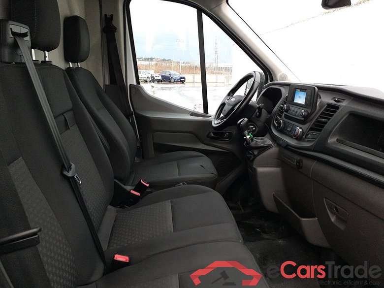 FORD Transit / 2013 / 4P / furgón 350 96kW L3H2 Van Trend FWD MHEV #6