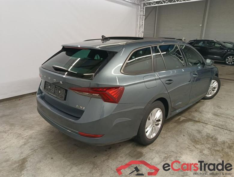 Skoda Octavia Combi 1.0 TSI eTec 81kW DSG7 Clever 5d #2