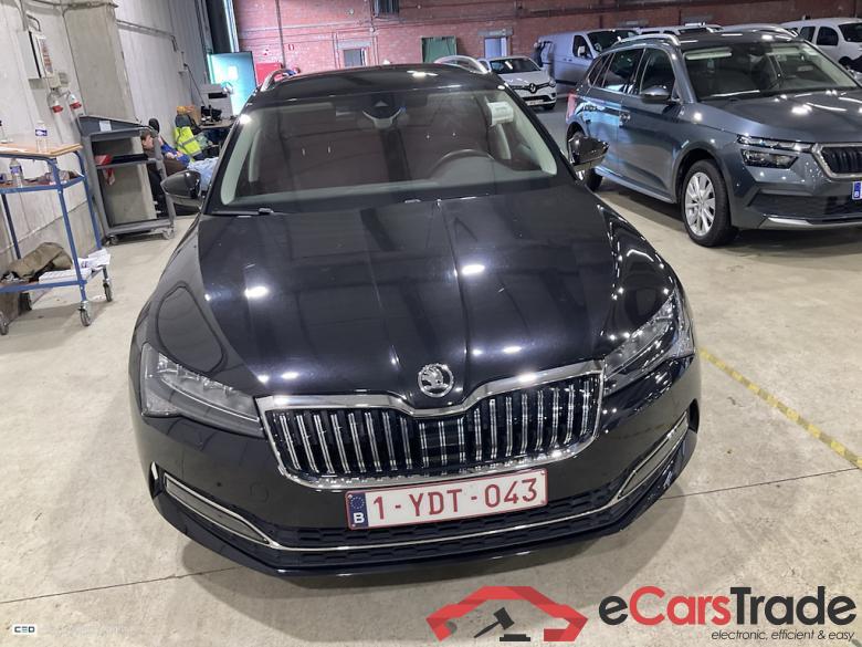 SKODA SUPERB COMBI DIESEL - 2019 2.0 CR TDi Style DSG #2