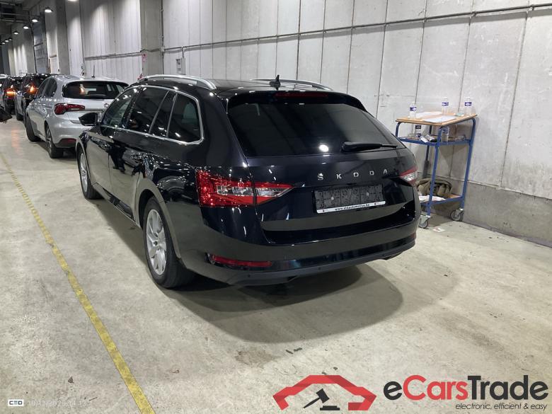 SKODA SUPERB COMBI DIESEL - 2019 2.0 CR TDi Style DSG #3