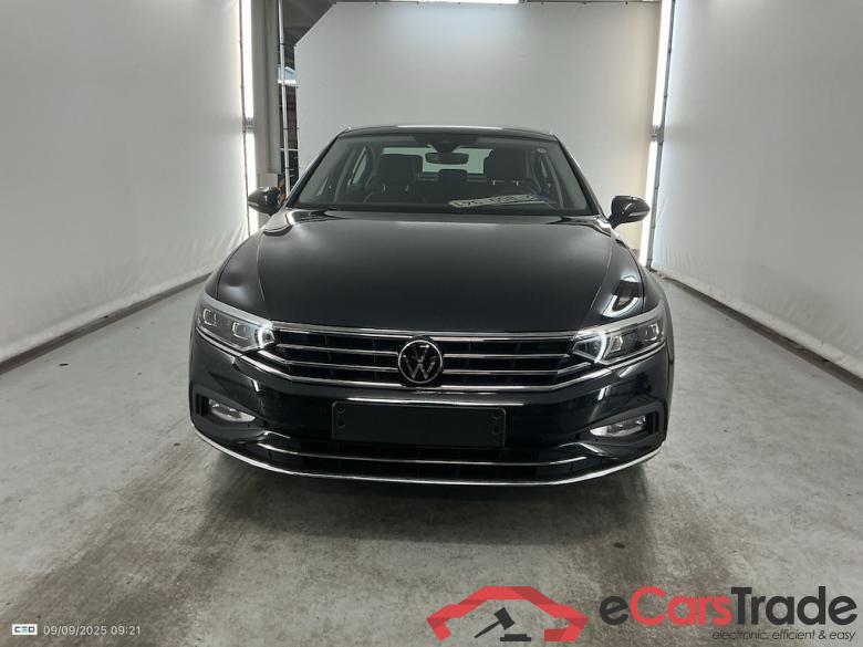 VOLKSWAGEN PASSAT 1.5 TSI ELEGANCE BUSINESS DSG #1