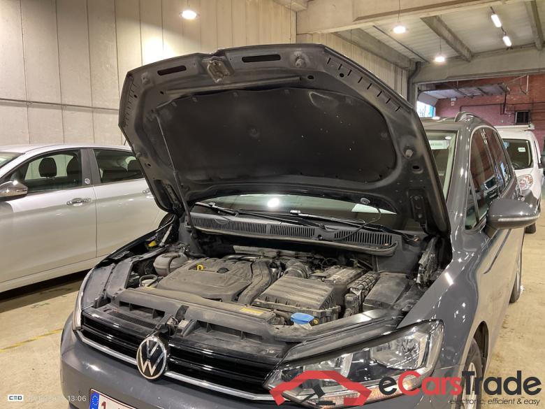 VOLKSWAGEN Touran 1.5 TSI TRENDLINE #6