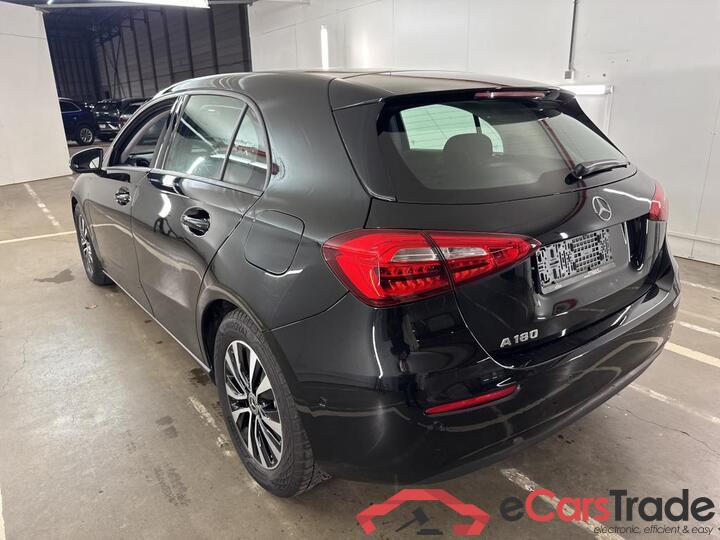 Mercedes A-Klasse Classe A A 180 Business Solution Essential 100kW/136pk  5D/P Man-6 #3