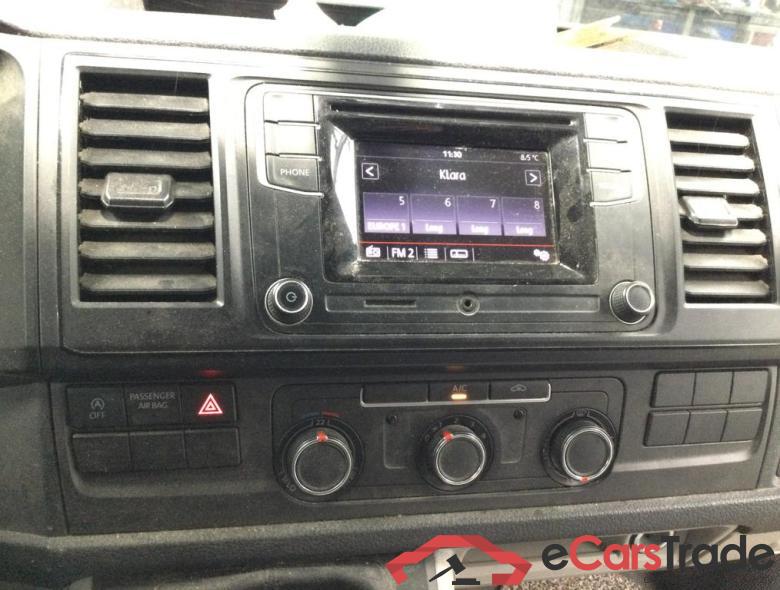 VOLKSWAGEN Transporter T6 1000 Fou Swb Transporter 2.0 TDi SCR BMT #5