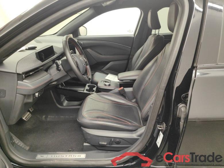 Ford Mustang Mach-E 76kWh 190kW Standard Range AWD 5d #3