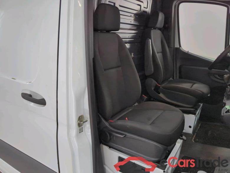 Mercedes-Benz Sprinter 311CDI L2H2 RWD 3.5 Functional VI 4d #3