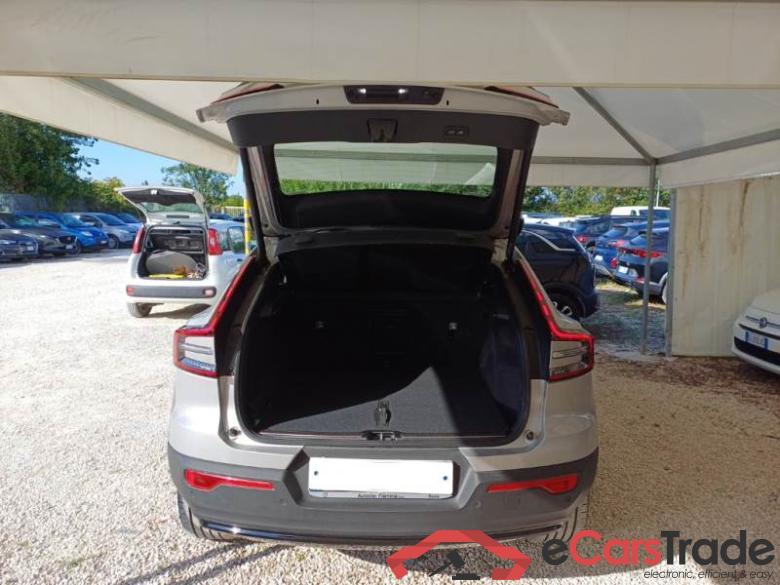 VOLVO C40 / 2021 / 5P / CROSSOVER RECHARGE TWIN PLUS #5