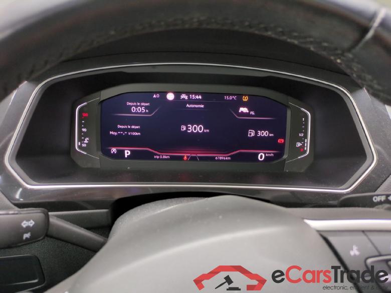 VOLKSWAGEN Tiguan / 2020 / 5P / SUV 2.0 TDI 150 DSG7 Elegance #6