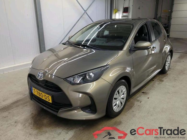 TOYOTA Yaris 1.5 Hyb. Active #1