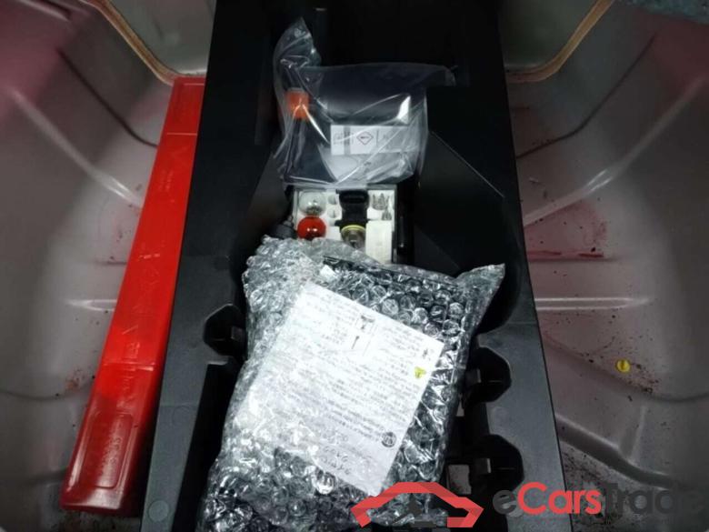 TOYOTA Aygo 1.0 VVT-i x-cite #5