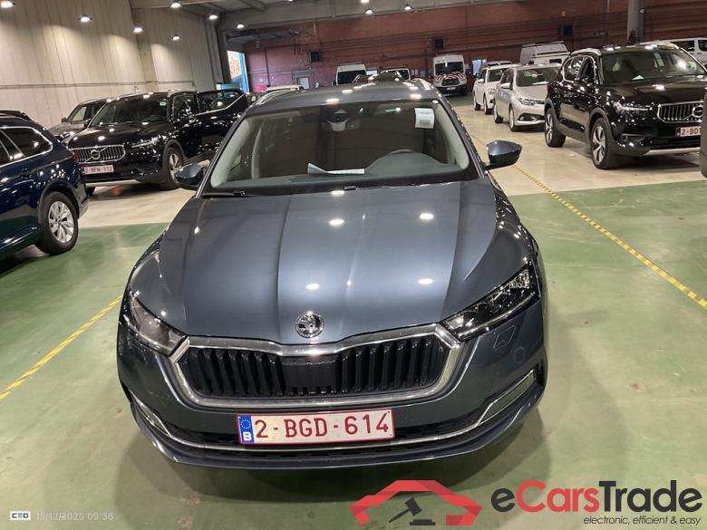SKODA OCTAVIA COMBI 1.5 TSI ACT 110KW CLEVER #2