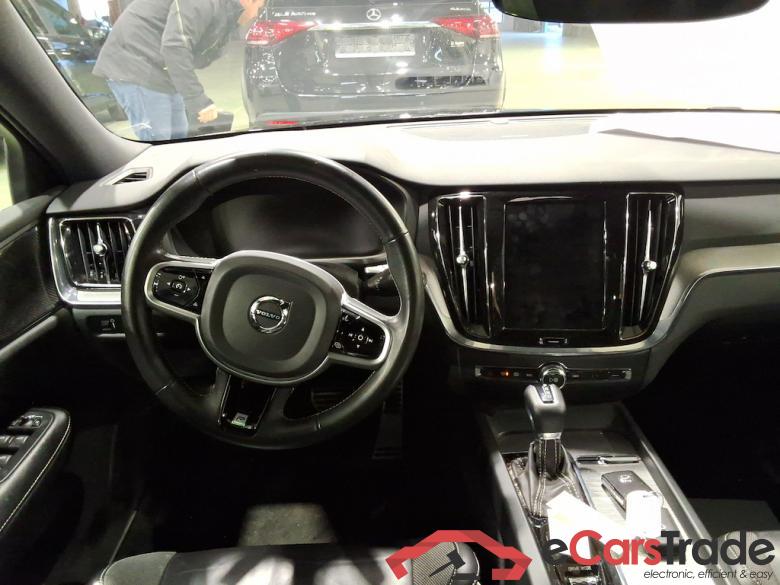 VOLVO V60 - 2018 2.0 T4 R-Design Geartronic STOCK #6