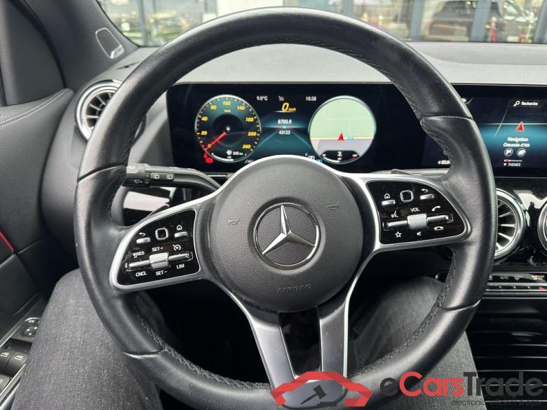 MERCEDES-BENZ GLA 180 180 #5