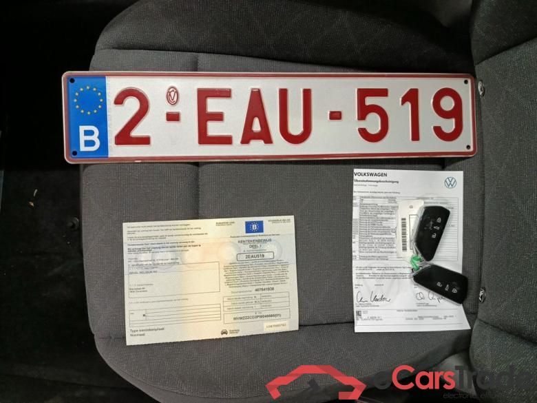 Volkswagen Golf VIII 1.0 eTSI 81kW Life Business DSG 5d #4