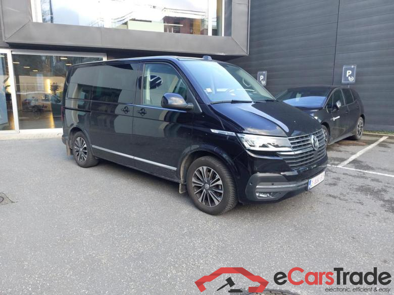 VOLKSWAGEN Transporter T6.1 1200 Caravelle Swb Caravelle Dubbele Cabine Highline - 2.0 TDi - 150 pk - DSG - Korte Wielbasis