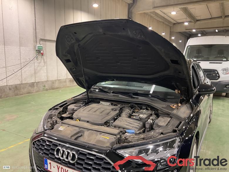 AUDI A3 SPORTBACK 2.0 35 TDI 110KW S TRONIC S LINE #6