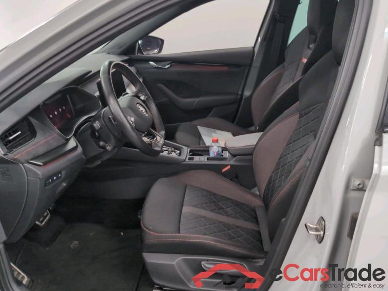 SKODA OCTAVIA COMBI 1.4 TSI PHEV 180KW DSG RS #5