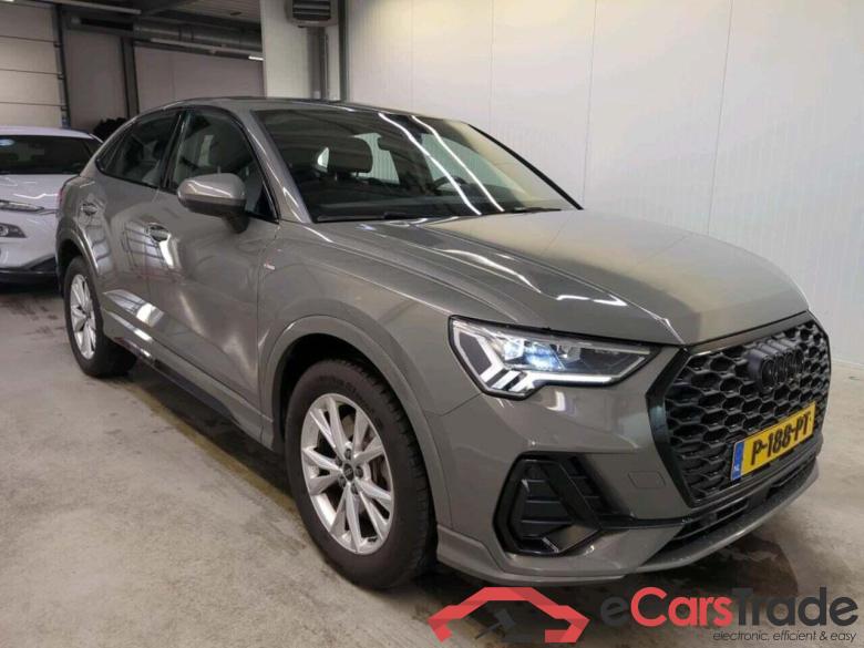 AUDI Q3 Sportback 45 TFSI e S Edition #5