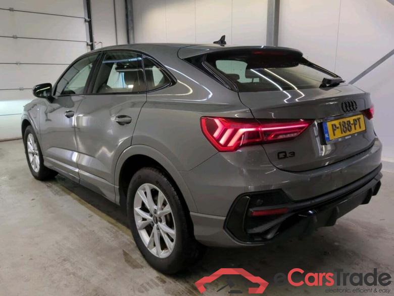 AUDI Q3 Sportback 45 TFSI e S Edition #6