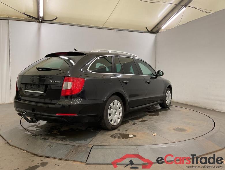 SKODA Superb Combi COM AMBITION 1,6 CR TDI 77KW 5V #2