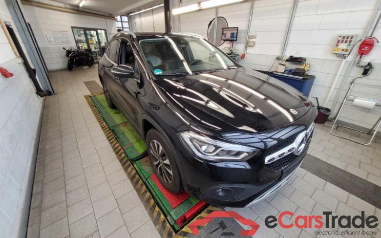 Mercedes-Benz GLA (BM 247)(02.2020->) DE - SUV5 GLA 250 e EU6d, e Style (EURO 6d), 2020 - 2023 #2