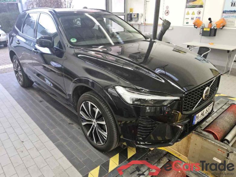 Volvo XC60 (03.2017->) DE - SUV5 B5 (Benzin) AWD EU6d, Ultimate Dark Mild-Hybrid (EURO 6d), (Facelift) #2