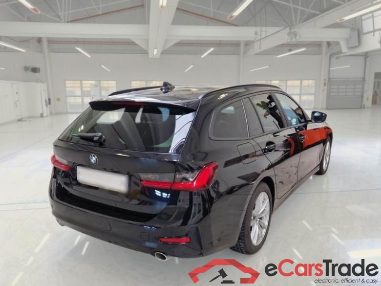 BMW SERIE 3 / 2018 / 5P / STATION WAGON 318D 48V BUSINESS ADVANTAGE TOURING AUTO #2