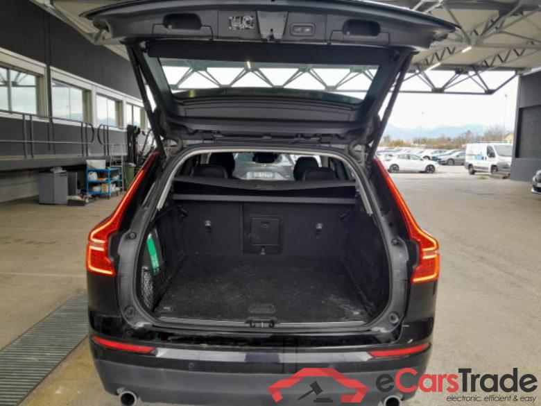 VOLVO XC60 / 2017 / 5P / SUV B4 D AWD AUTOMATICO MOMENTUM PRO #5