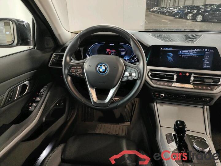 BMW 3 Reeks Touring 3 Reeks Touring 320e (150 kW) (PHEV) 150kW/204pk  5D/P Auto-8 #5