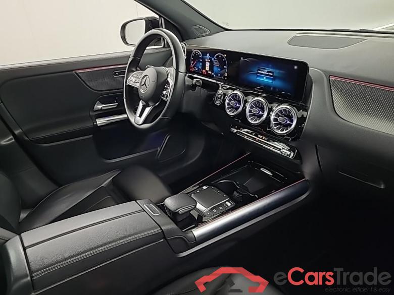 MERCEDES-BENZ EQA 250 Business Solution Luxury auto 5D 140kW #6