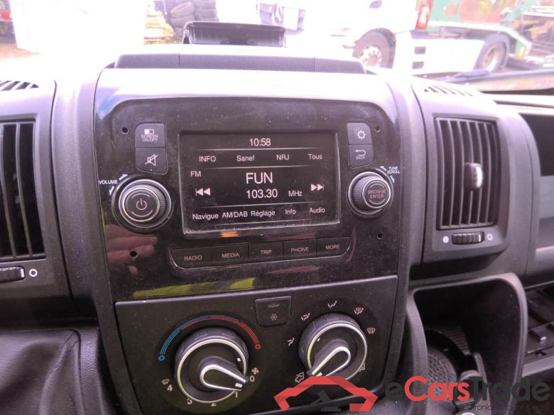 MOVANO 3.5T L2H2 140CH PCLIM