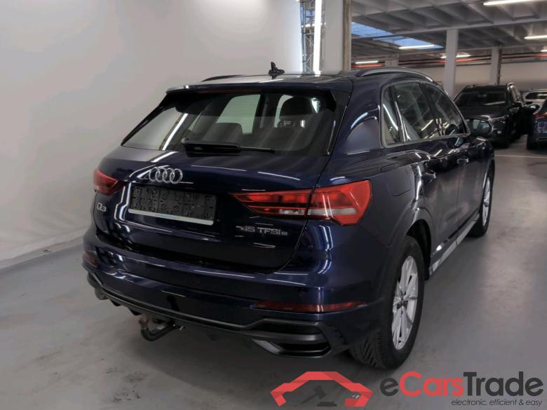 AUDI Q3 1.4 45 TFSI E S TRONIC S LINE #4