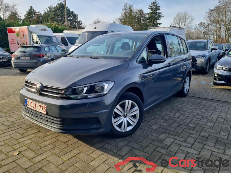 VOLKSWAGEN - VW  TOURAN TSi 150PK DSG Trendline Pack Business & Nav Discover Media & Two Individual Rear Seats On Third Row & Power Tailgate & Rear PDC   * PETROL *