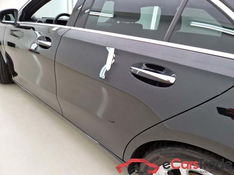 MERCEDES-BENZ A-KLASSE SEDAN 180D LAUNCH EDITION DCT #6