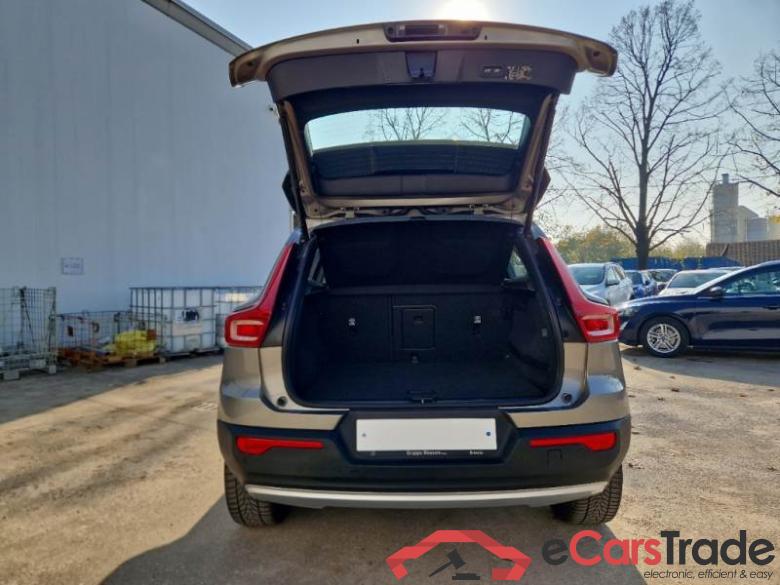 VOLVO XC40 / 2017 / 5P / SUV T5 PLUG-IN HYBRID AUTO RECHARGE INSCR. #5