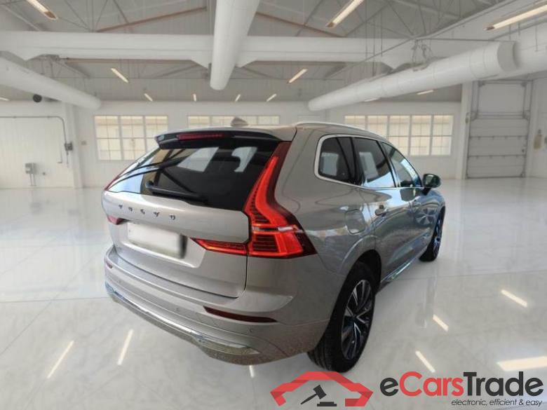 VOLVO XC60 / 2021 / 5P / SUV T6 PLUG-IN AWD AUTO RECHARGE INSCR. #2