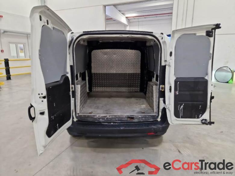 FIAT DOBLÒ CARGO / 2014 / 4P / VETT. FURGONATA CH1 LOUNGE 1.6 MJET 105CV E6D-F SeS #5