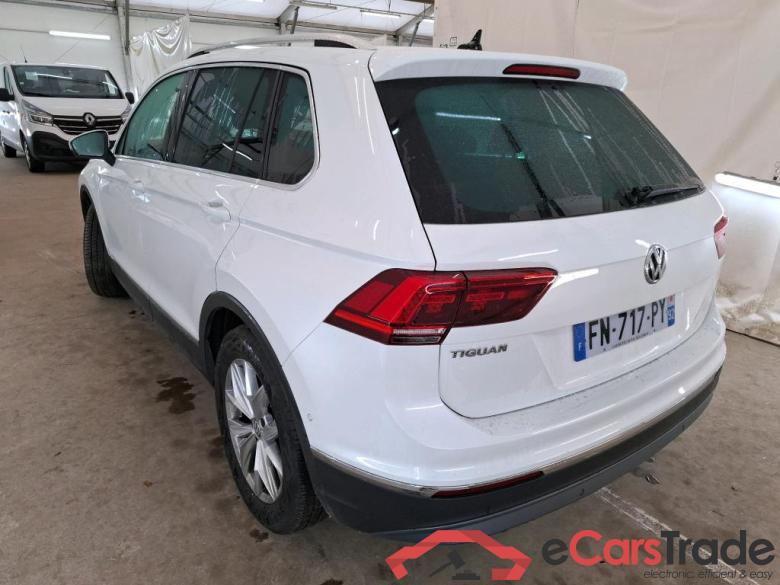VOLKSWAGEN Tiguan / 2016 / 5P / SUV 1.5 TSI 150 EVO DSG7 Carat #2